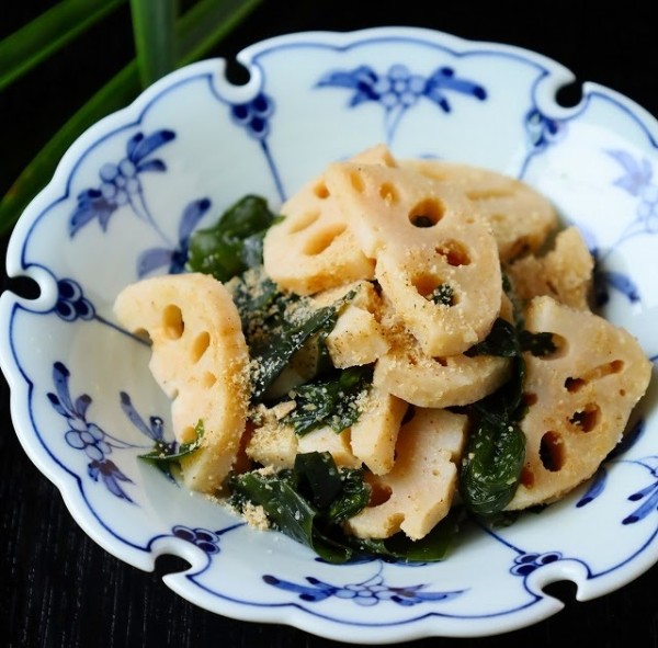 ポリポリ食感がやみつき♪レンジで簡単「れんこんとわかめの塩ナムル」 (レシピ)