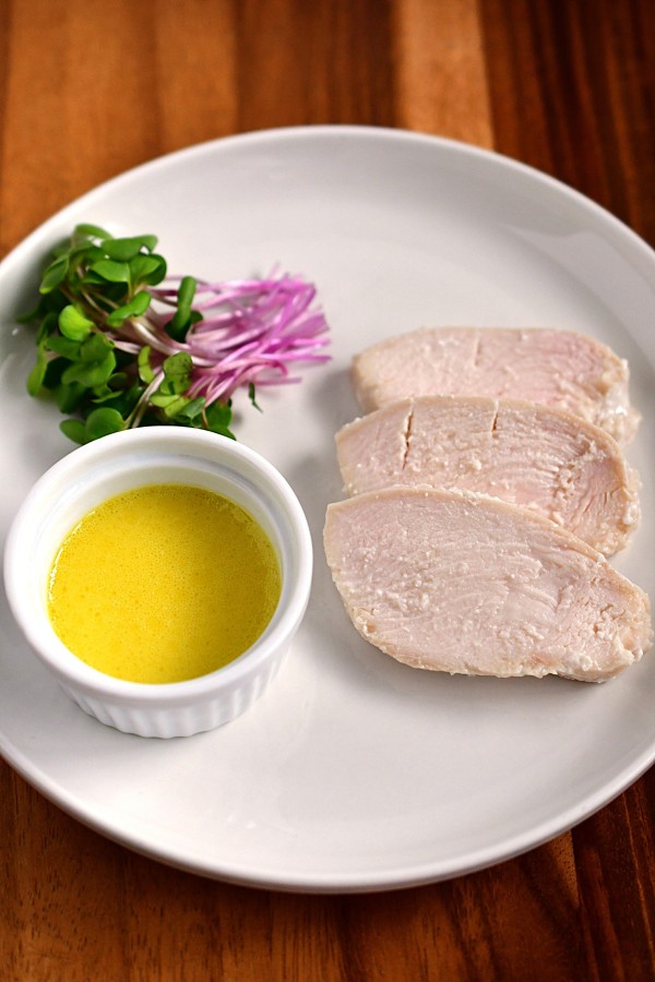 【乳和食アンバサダー】「牛乳塩麴鶏ハム・ミルクワサビソース添え」を作ってみました！