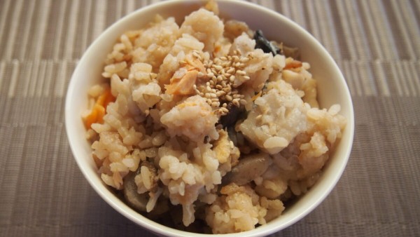 備蓄米de鮭と里芋の炊き込みごはん