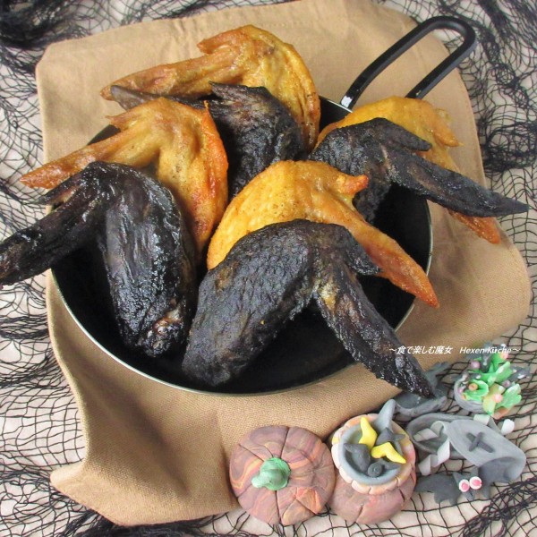 手軽で簡単。鶏手羽先が大変身『コウモリの丸焼き風チキンオーブン焼き』ハロウィンパーティ♪