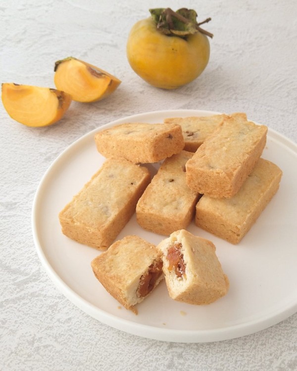 『柿餡の包み焼きソフトクッキー〈パイナップルケーキアレンジ〉』