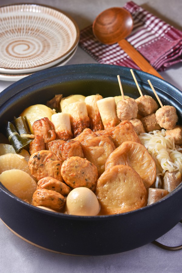 簡単おでん｜うどんスープで味しみ抜群！失敗なしの定番おでん - すずめの食卓３６５日