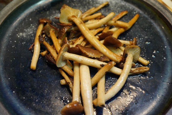鳥取県産やなぎまつたけの炒め