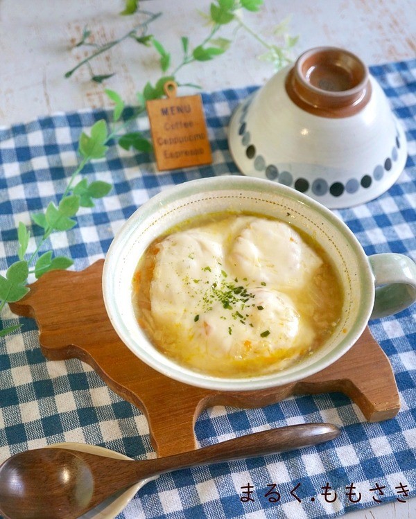 時短♪チーズとろける玉ねぎのズッパ（バケットの代わりにいれたものは～）