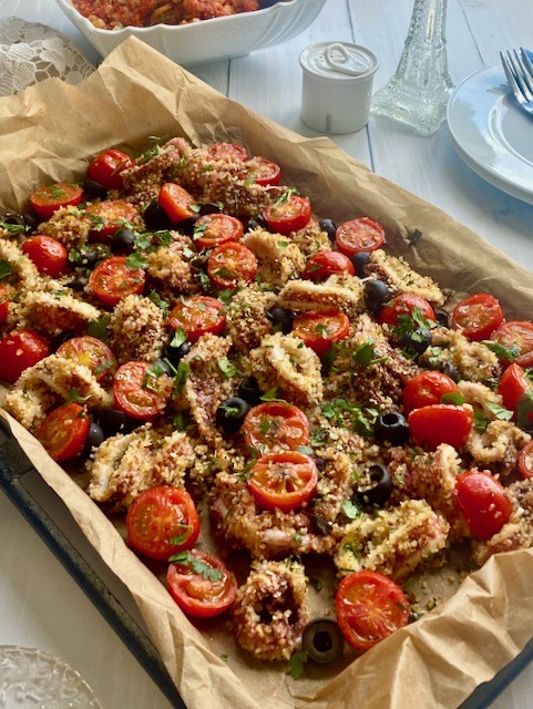 ワインもビールも止まらない〜イカのグラティナーティ