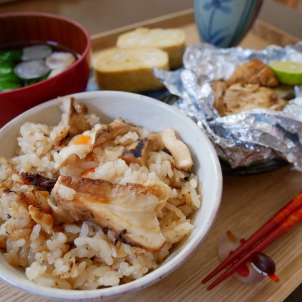 『松茸ごはんと松茸ホイル焼き、昨日の昼ごはん#本日のおうちごはん』
