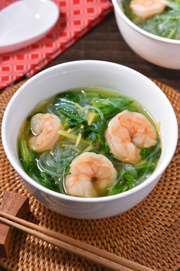 ぐんまの旬を味わう！鍋だけじゃない♪春菊とえびの春雨スープ｜ぐんまクッキングアンバサダーvol.32 - すずめの食卓３６５日