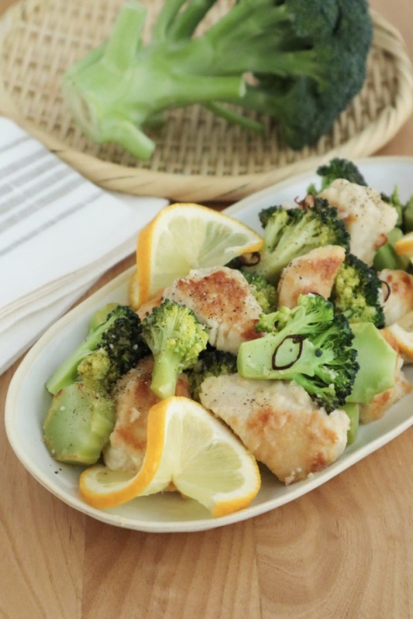 『【#ヘルシーレシピ】群馬県産ブロッコリーと鶏むね肉のピリ辛レモンソテー』