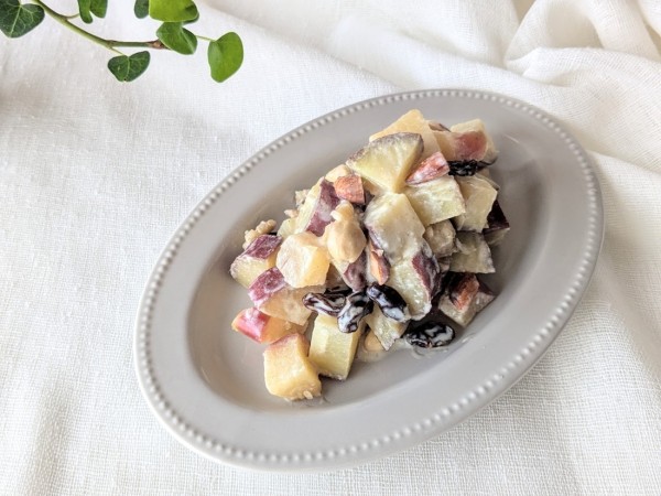 【美肌レシピ】『さつまいもとりんごのヨーグルトカレーサラダ』の作り方 - 美肌Dish