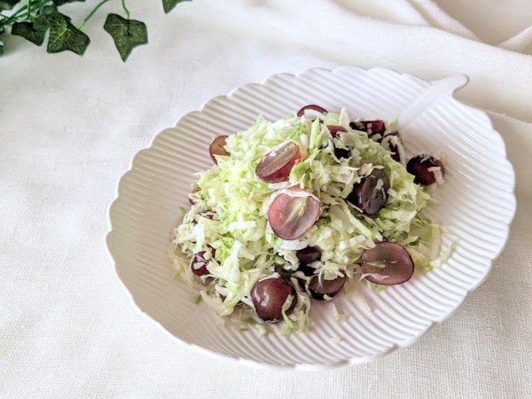 【美肌レシピ】『ぶどうとキャベツのさっぱりサラダ』の作り方 - 美肌Dish