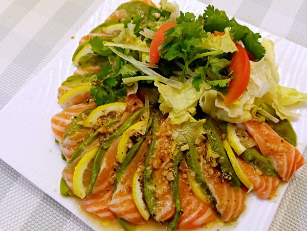 簡単に作れるサーモンカルパッチョでおもてなし料理☆フーディストアワード2025！