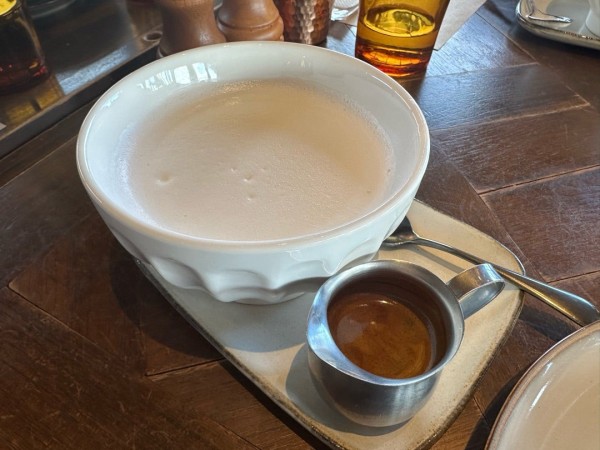 【乳和食アンバサダー】八王子で人気！FARM BASEL(ファームバーゼル)のランチは泡ミルクコーヒーが絶品