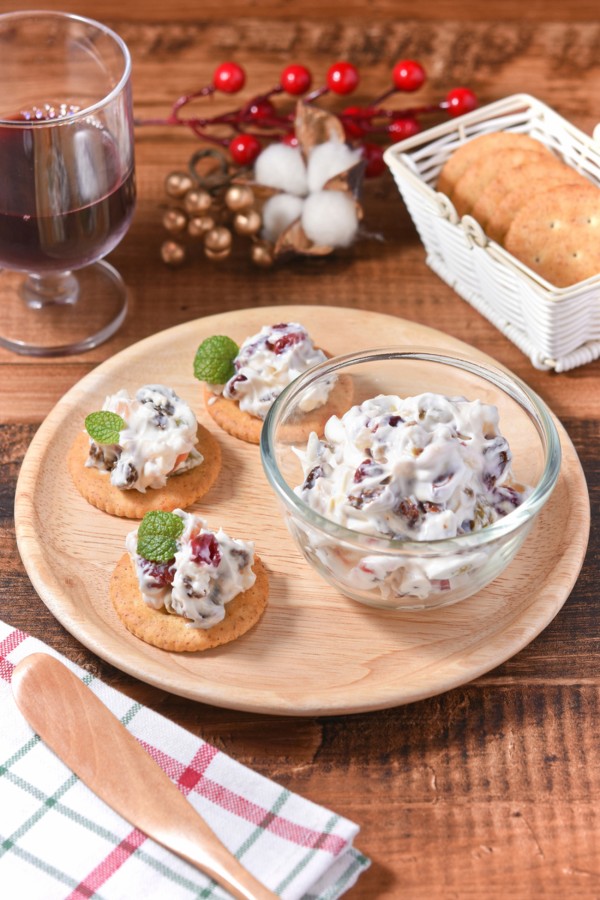 【カスピ海ヨーグルト】レシピ｜混ぜて待つだけ！おうちパーティーにぴったり腸活簡単カナッペ - すずめの食卓３６５日