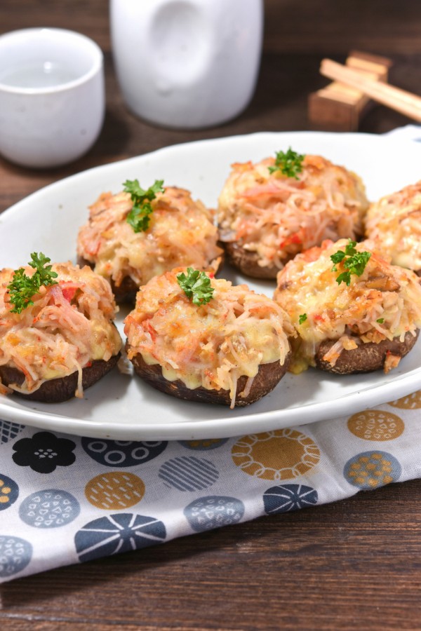 しいたけのカニカマチーズ焼き♪トースターで1５分おつまみ｜ぐんまクッキングアンバサダーvol.36 - すずめの食卓３６５日