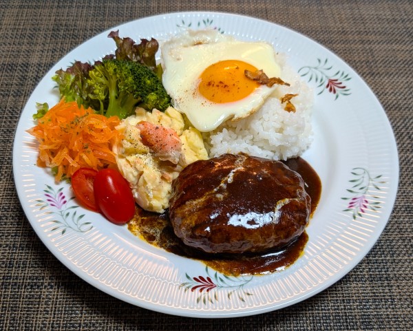 大人も子供も満足☆ロコモコ風プレート♪☆♪☆♪