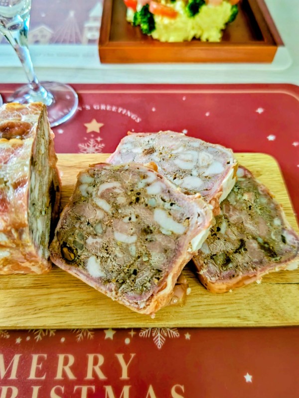 『メリークリスマス！【パテ・ド・カンパーニュ】をクリスマス料理の1品に♪』