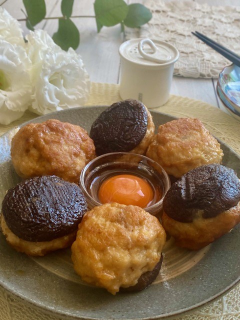 軸が美味しいから軸ごと！群馬県産生しいたけのコロコロつくね【PR】