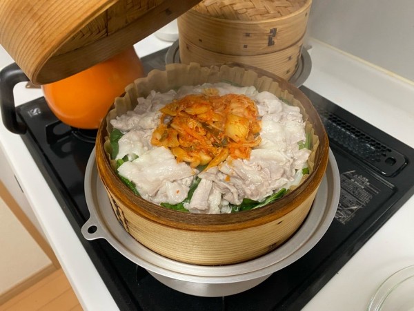 『【PR】せいろに入れて蒸すだけ。春雨×豚バラ×キムチが想像以上でした』