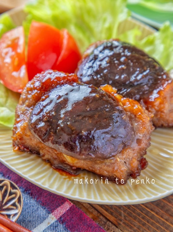 『ワンパンで簡単‼️子達が激ハマリした椎茸ハンバーグ』