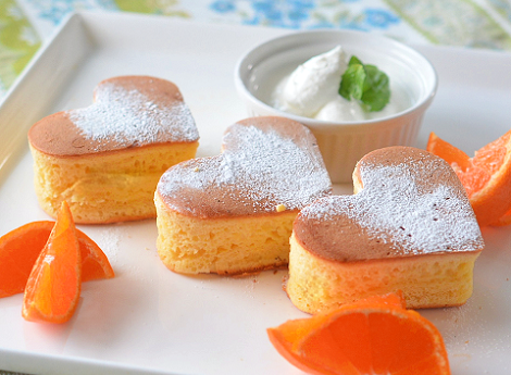 カスピ海ヨーグルトと卵白でふっくらホットケーキ♪