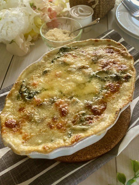 群馬県産ちぢみほうれん草と牡蠣のグラタン【PR】