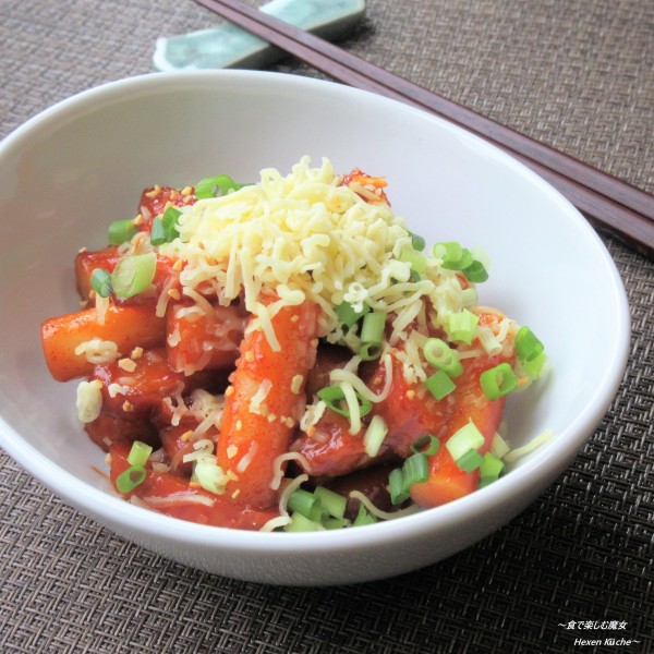 甘辛さが病みつき『トッポギ・チーズガーリック』