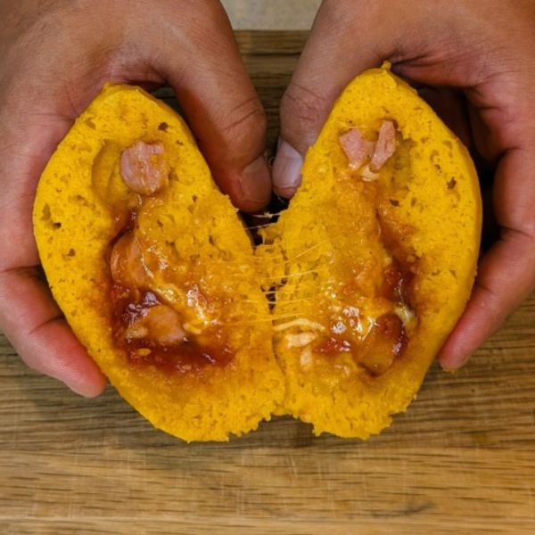 電子レンジで簡単！ホットケーキミックスで作るピザまん｜包まないでOK！