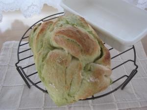 抹茶の折り込みパン