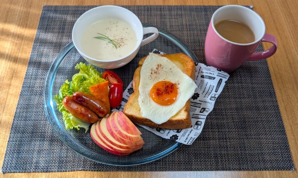 おうちモーニングのメインは優しい味☆じゃがいものポタージュスープ♪☆♪☆♪