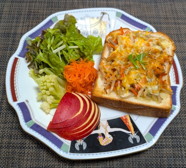 ベジタブルチャージごはん☆金平ごぼうチーズトースト♪☆♪☆♪