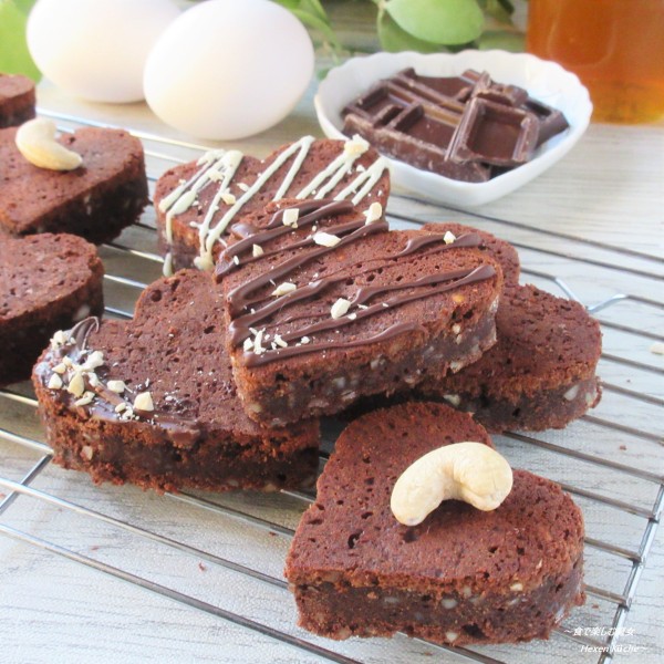 フライパンで♪ちょっと大人の＼本格チョコブラウニ／『マサラ・チョコレートブラウニ』