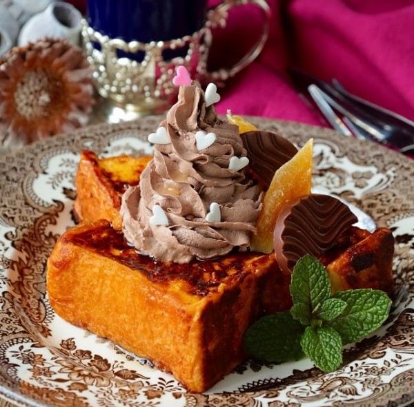 ホイップチョコレートたっぷり～ 厚切りフレンチトースト