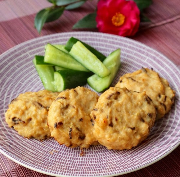 旨味たっぷり～鶏の麩入りミルク塩昆布つくね (乳和食レシピ)