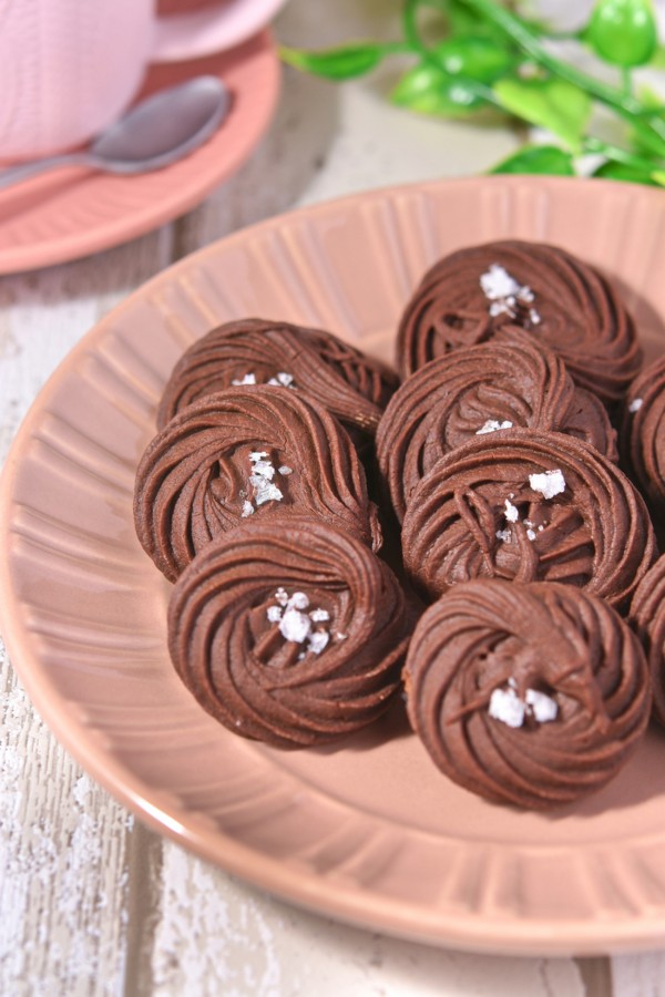 材料3つで簡単！ほろっと口どけ塩焼きチョコの作り方｜バレンタインにもおすすめ - すずめの食卓３６５日