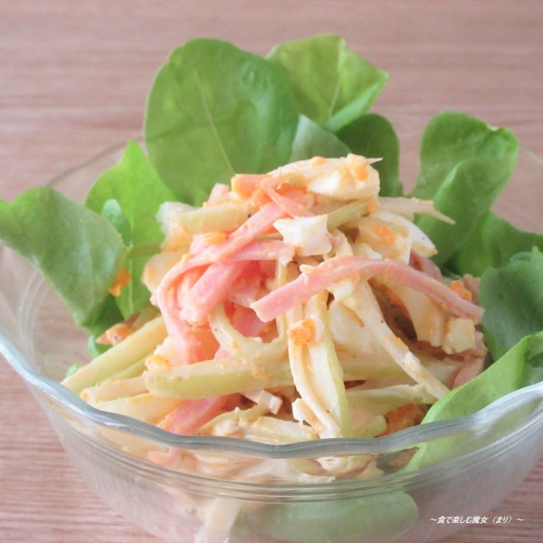 大根の皮、捨てないで。手軽に作る♪歯触りが美味しいデリ風サラダ『大根の皮サラダ』