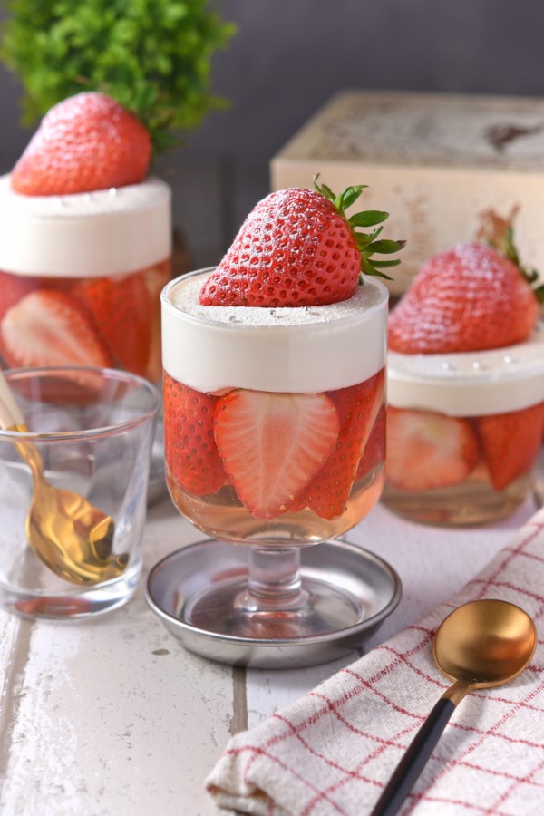 やよいひめのプランタン・ネージュ｜春を待つ贅沢いちごスイーツ｜ぐんまクッキングアンバサダーvol.45 - すずめの食卓３６５日