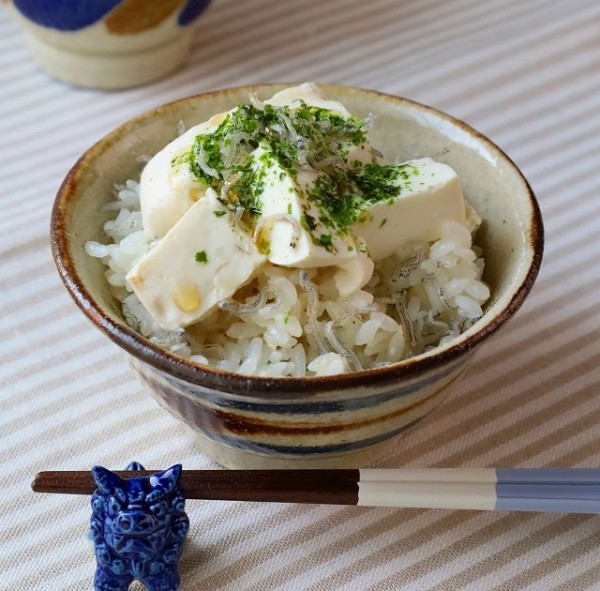 豆腐とちりめんじゃこのミルク炊き込みごはん (乳和食レシピ)
