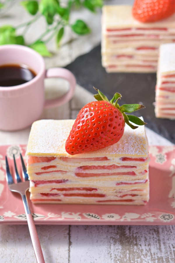 【いちごのミルクレープ】春巻きの皮で簡単！華やかスイーツ｜ぐんまクッキングアンバサダーvol.50 - すずめの食卓３６５日