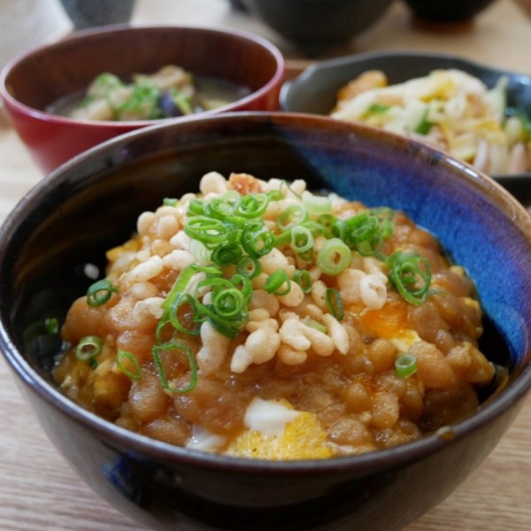 『あとのせサクサク、天かすどんぶりの昼ごはん#今日のおうちごはん』