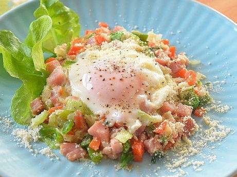 気分が上がるよ 陽気な目玉焼き～♪