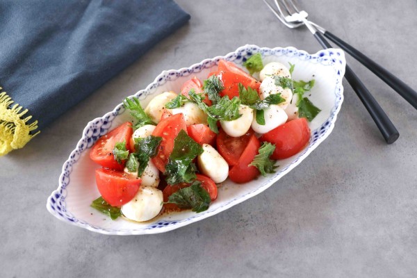 『フルーツトマトの和風カプレーゼ』のレシピ｜料理家神田えり子のおばんざい食堂