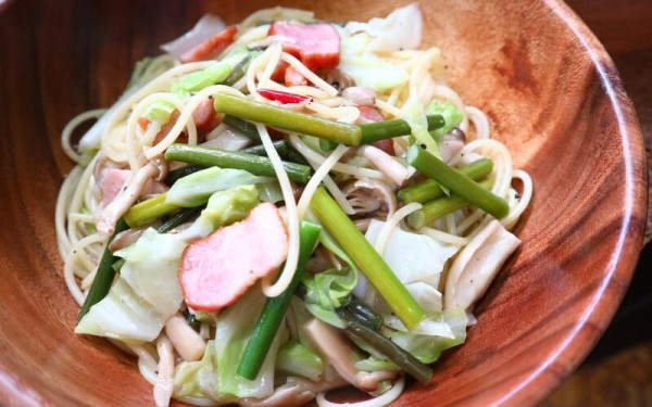一皿で満足！にんにくの芽とベーコンの和風パスタ