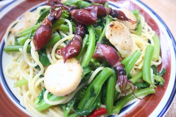 ホタルイカと菜の花のペペロンチーノで春を味わおう