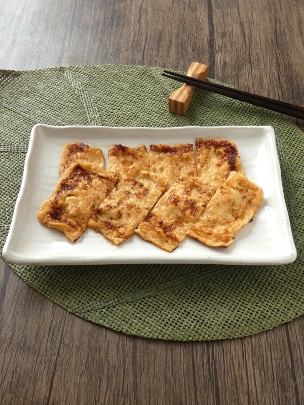 『じゅわっと味しみでごはんが進む！「油揚げの味噌づけ焼き」』