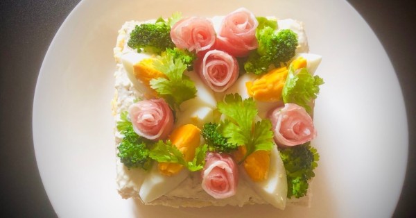 【ひな祭り】ブランパンと豆腐クリームのスモルゴストータ/ダイエット/腸活/｜のんの