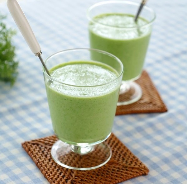 春キャベツのスムージー (レシピ)