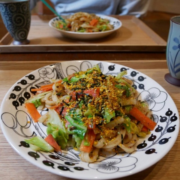『お肉入れない！簡単のりたま焼きうどんの晩ごはん#今日のおうちごはん』