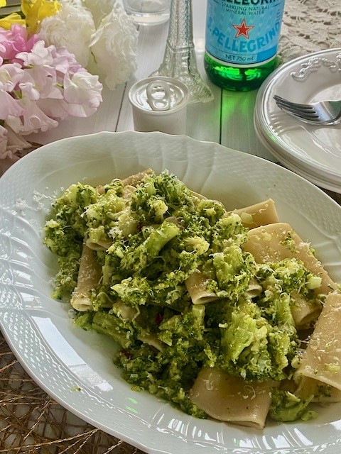 歯ごたえなんて言わないで！クタクタにするからおいしい〜ブロッコリーのパッケリ