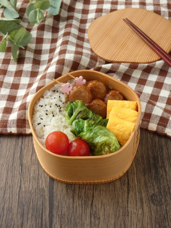 『味付け簡単！「春キャベツの植物性チーズ巻き」』