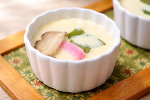 フライパンで簡単！ミルク茶碗蒸しの作り方｜乳和食で減塩＆たんぱく質アップのコツ